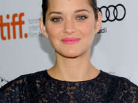 Beauty-образ дня: Марион Котийяр