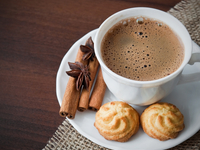 Кофе с шоколадом и корицей