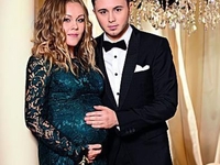 Alyosha снялась в клипе на седьмом месяце беременности (ВИДЕО)