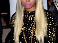 Ошибка в макияже: Ники Минаж переборщила с пудрой