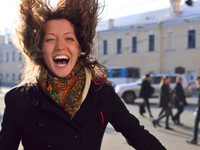 Донт ворри би хеппи: ТОП-5 жизнеутверждающих песен