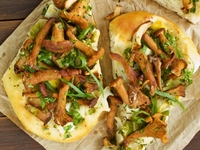 Пироги с лисичками: Три вкусные идеи