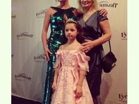 Волочкова устроила вечеринку в клубе для восьмилетней дочери (ФОТО)