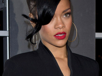 Идеальный пучок из волос: Звездные примеры