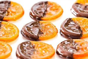 Как приготовить апельсины в шоколаде (ВИДЕО)
