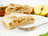 Осенние десерты с яблоками: ТОП-5 рецептов