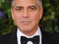 52-летний ловелас: Джордж Клуни встречается с очередной моделью (ФОТО)