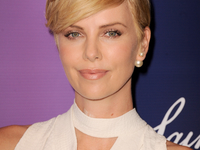 Beauty-образ дня: Шарлиз Терон