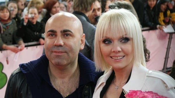 По примеру: Пригожин и Валерия готовы обратиться к суррогатной матери