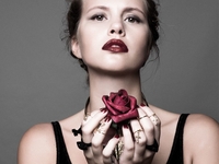 Модные оттенки лаков для осени 2013