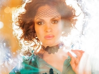 Beauty-образ дня: Надежда Мейхер