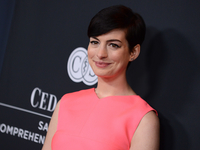 Beauty-образ дня: Энн Хэтэуэй