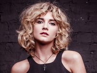 Миша Романова: Узнай больше о финалистке шоу Хочу в ВИА Гру