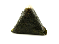 Онигири с тунцом