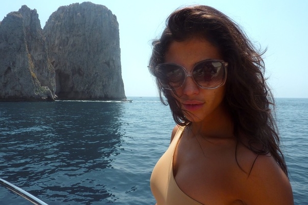 ВКонтакте Санты Димопулос