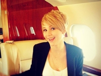 Дженнифер Лоуренс изменила имидж: Актриса коротко подстриглась