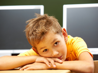 У украинских школьников снимут отпечатки пальцев