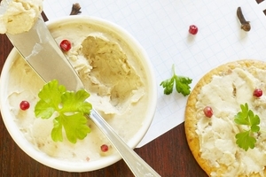 Как приготовить селедочное масло (ВИДЕО)