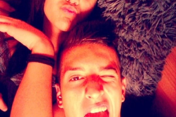 instagram.com/crisaaaaa