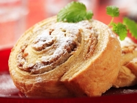 Сдобные улитки с изюмом