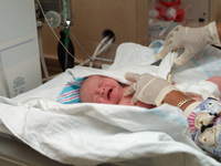 Новорожденная ожила, проведя десять часов в морге