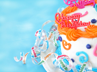 Как украсить торт на День рождения (ФОТО)