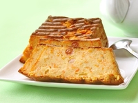 Творожная запеканка с изюмом и апельсинами