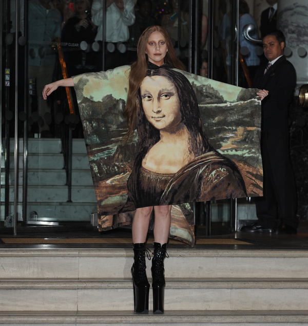 Look дня: Lady Gaga