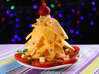 Как сделать сырную елку на Новый год