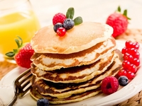 Банановые оладьи на завтрак: Три вкусные идеи