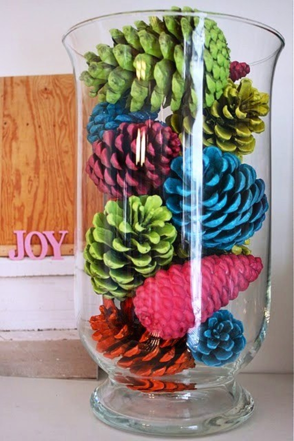 Новогодние поделки из шишек: ТОП-10 идей