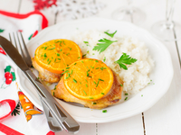 Запеченные куриные бедрышки с апельсинами