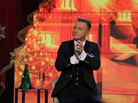 В новогодний вечер ТВi покажет Зеленый огонек с Антоном Мухарским