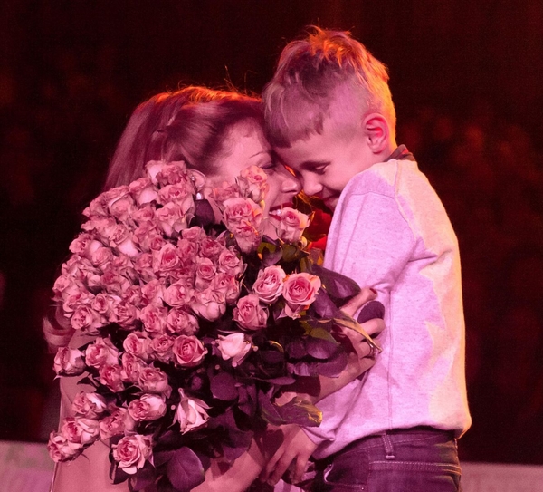 Тина Кароль показала трогательные фото с сыном