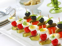 Новогодние закуски на скорую руку: ТОП-10 рецептов