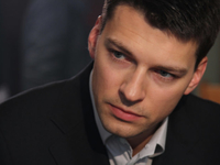 Актер Даниил Страхов попал в аварию