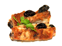 Свиные ребрышки с черносливом