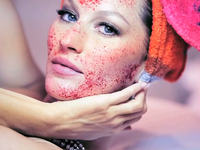 Вампирский лифтинг: Кровавые процедуры звезд