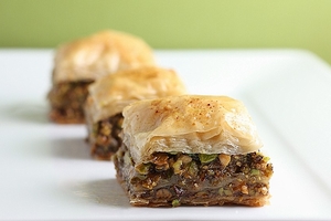 Как приготовить пахлаву (ВИДЕО)