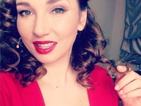 Beauty-образ дня: Анфиса Чехова