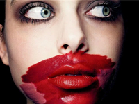 15 признаков того, что ты переборщила с макияжем