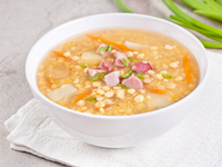 Гороховый суп с копченостями: Три вкусные идеи