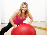 Приводим в тонус мышцы рук, ног и корпуса - упражнение дня