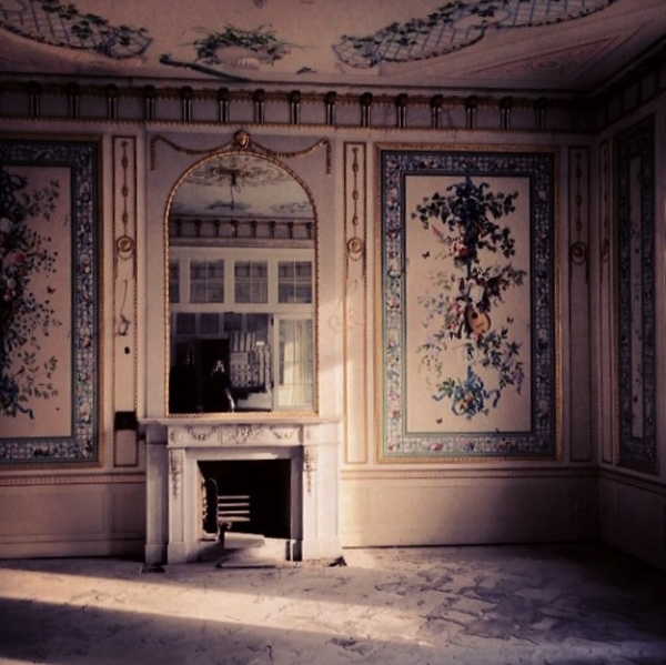 Алена Водонаева меняет место жительства: звезда присматривает квартиру