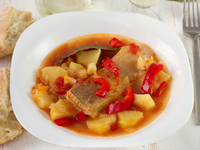 Тушеная треска с картофелем