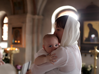 Крещение ребенка: Приметы и обряды