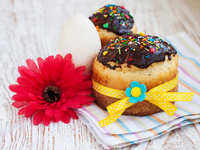 Пасхальный кулич с шоколадной глазурью