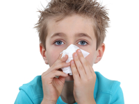 Как промывать нос ребенку