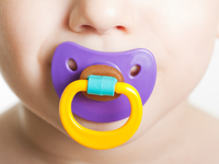 Как отучить малыша от соски