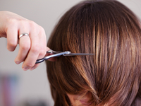 Как подстричь челку